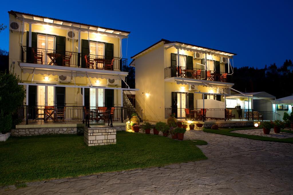 Natasa Studios Mikros Gialos Exterior photo